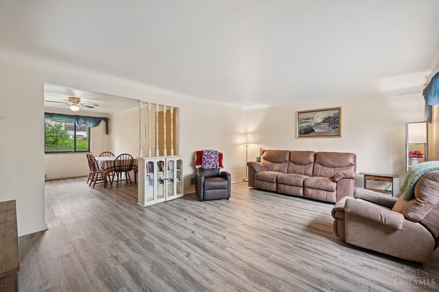 5577 Sunnywoods Lane
