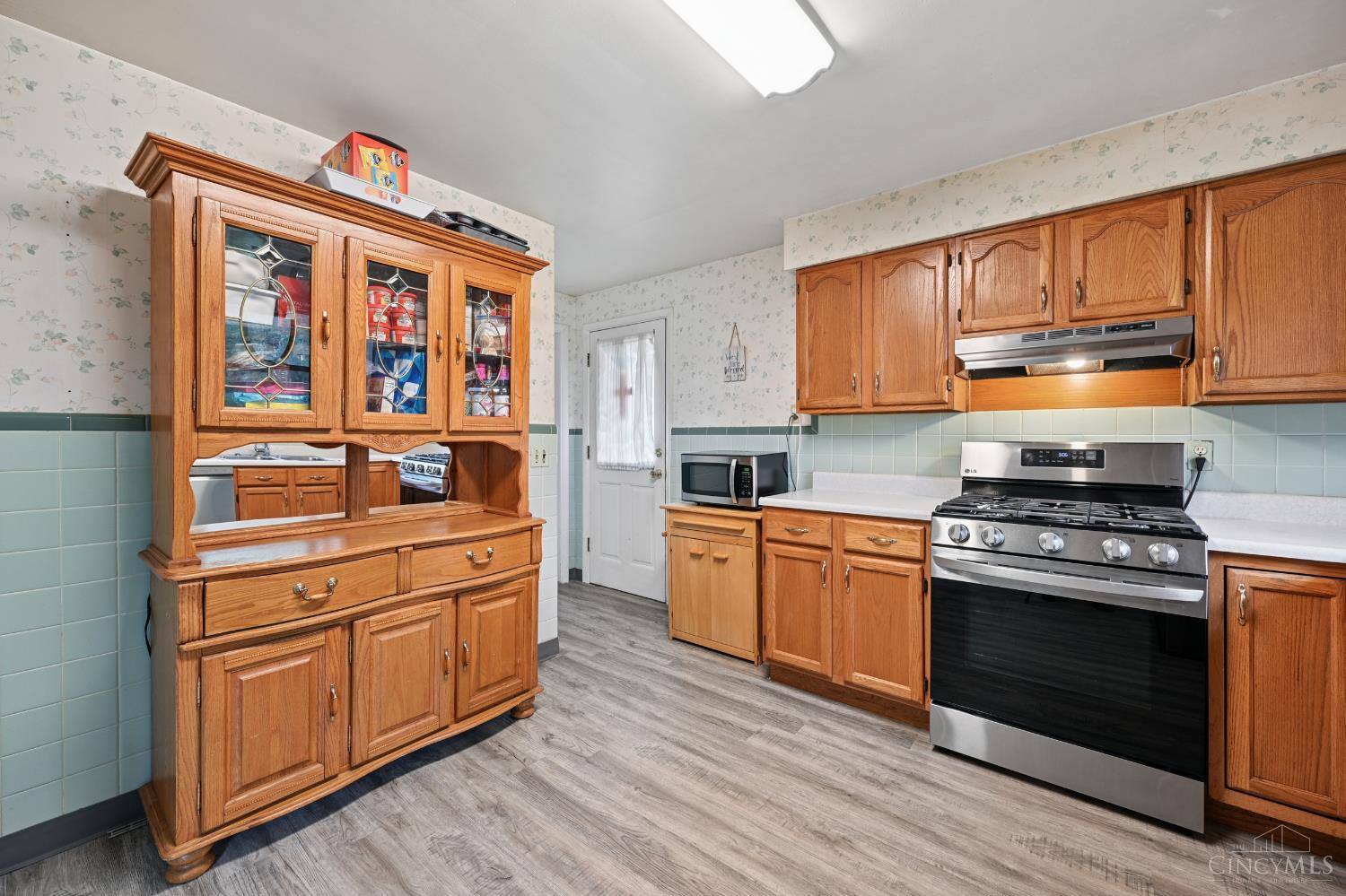 5577 Sunnywoods Lane