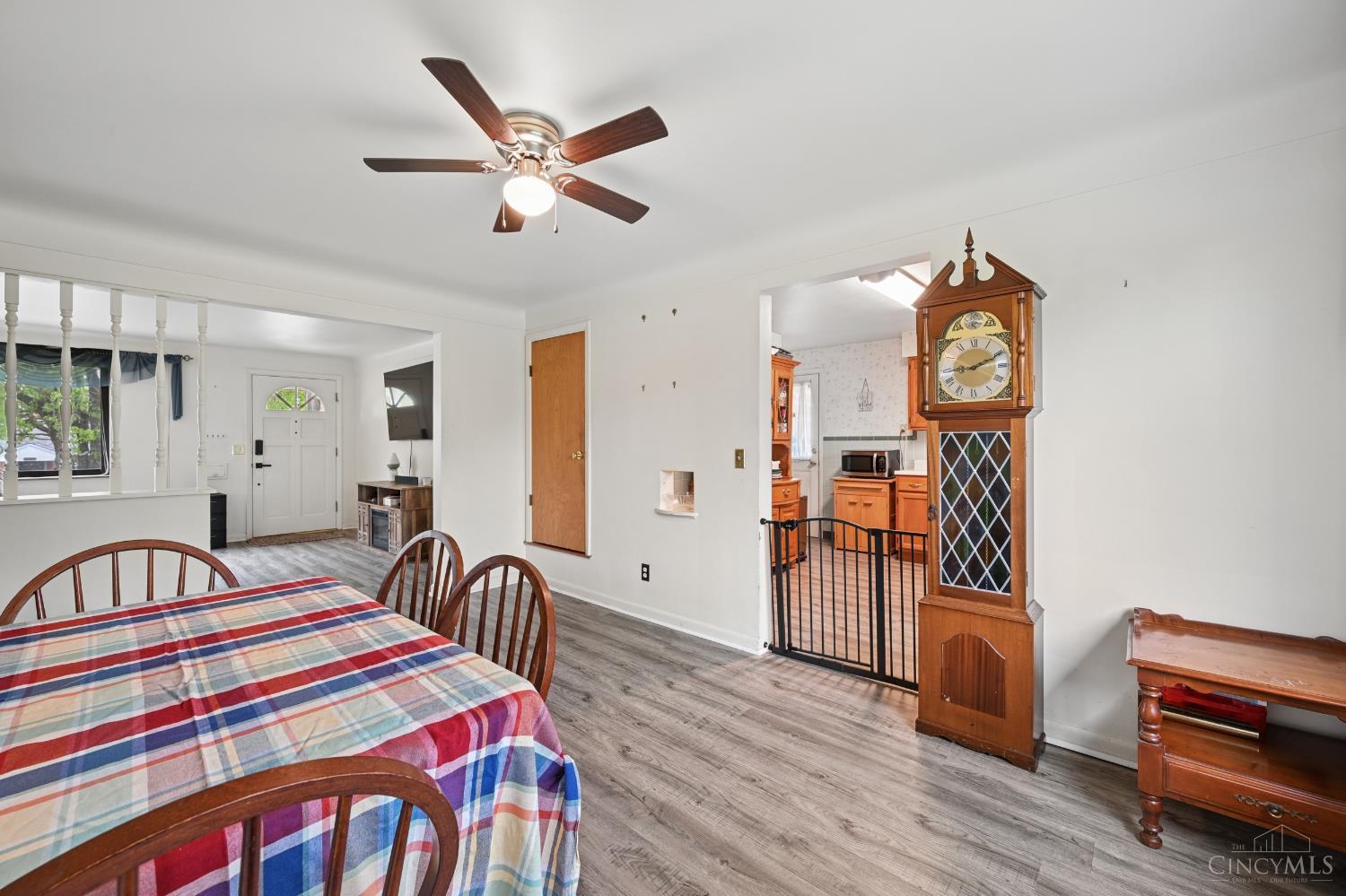 5577 Sunnywoods Lane