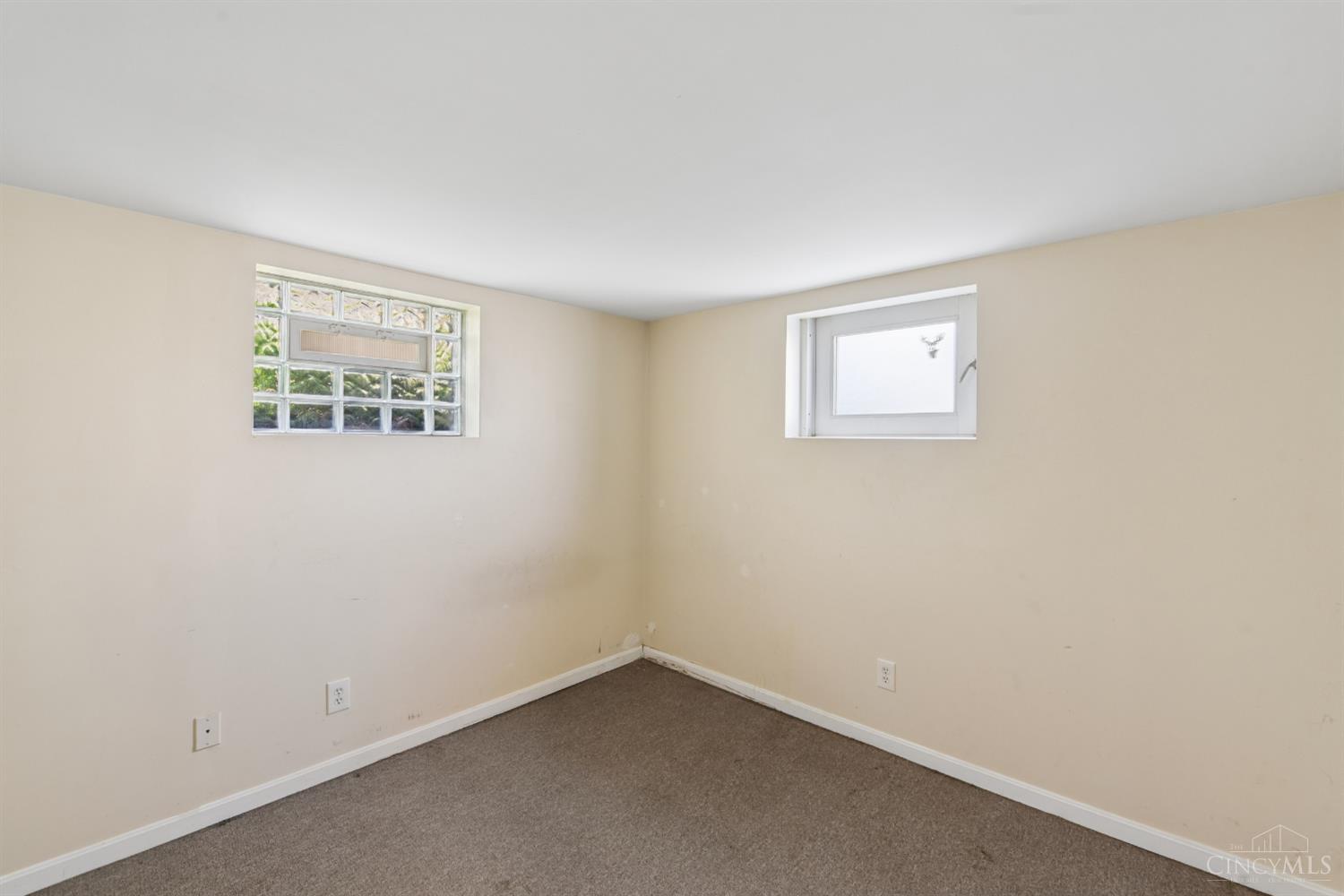 3939 Davis Avenue