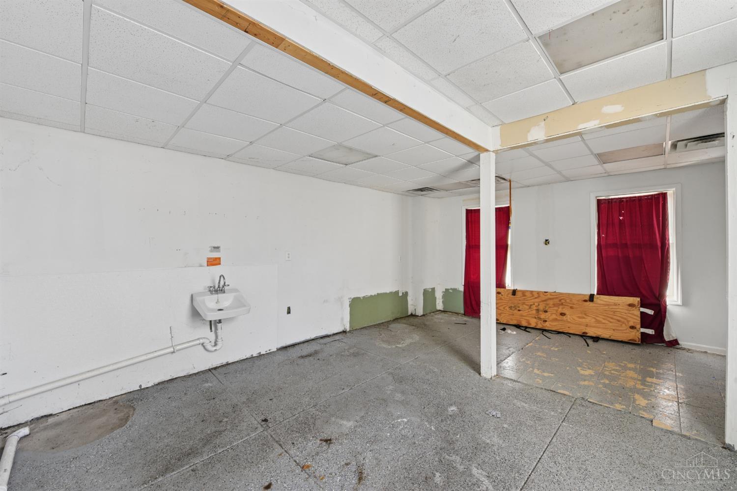 1712 Queen City Avenue