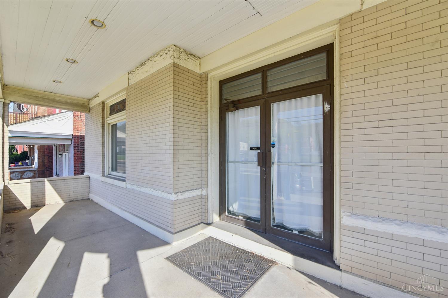 1712 Queen City Avenue