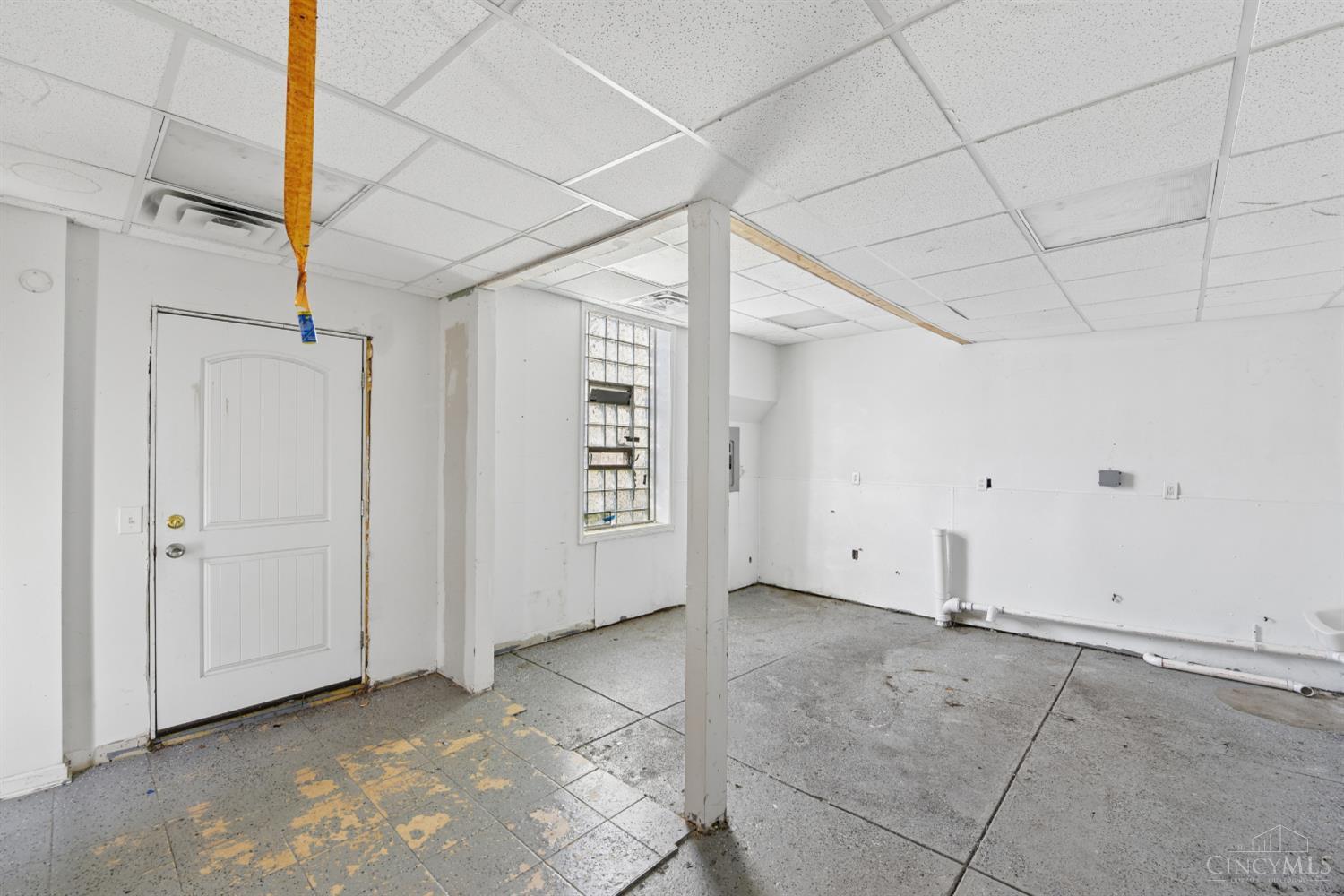 1712 Queen City Avenue