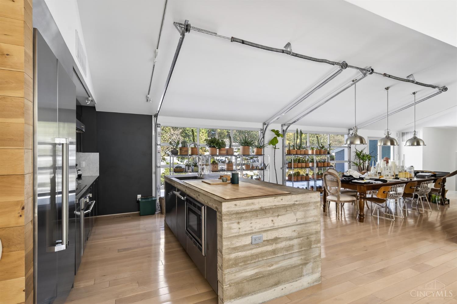 8425 Kugler Mill Road