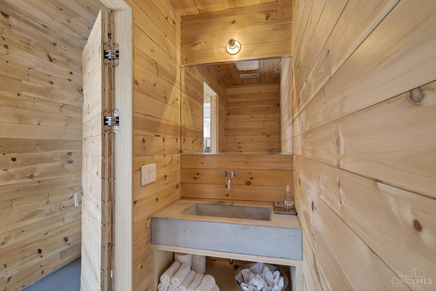 8425 Kugler Mill Road