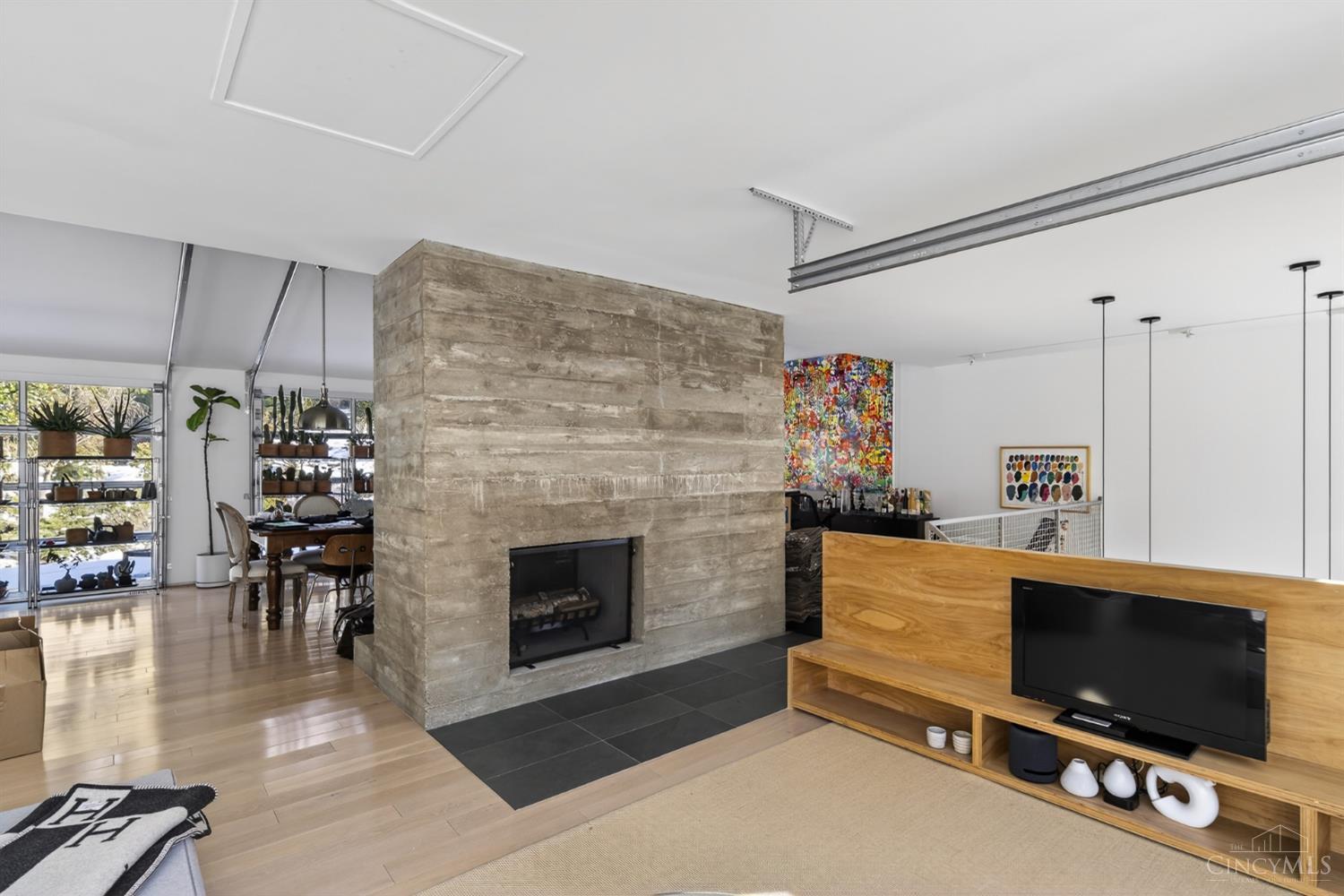 8425 Kugler Mill Road