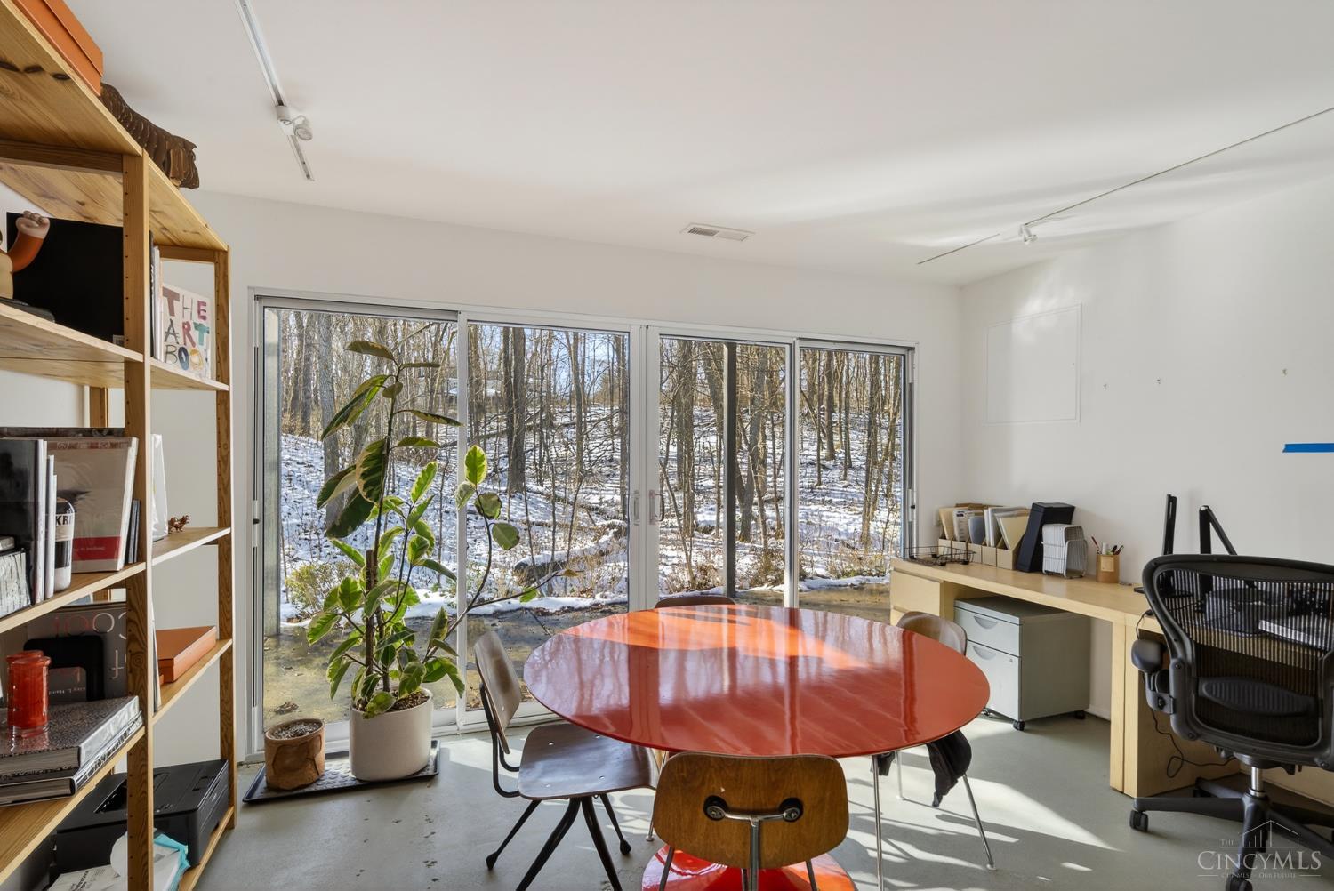 8425 Kugler Mill Road