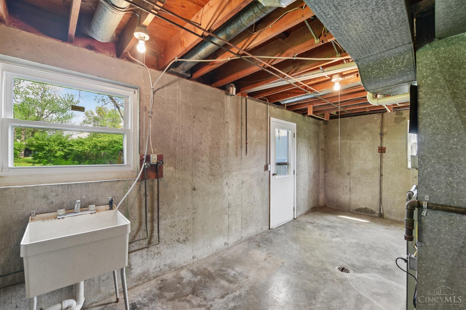 4422 Oslo Court