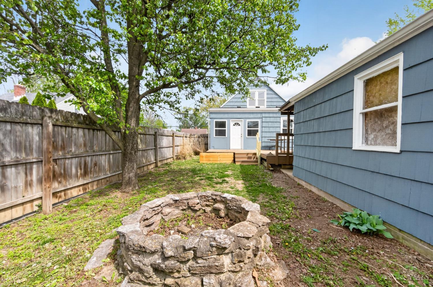 461 Deerfield Road