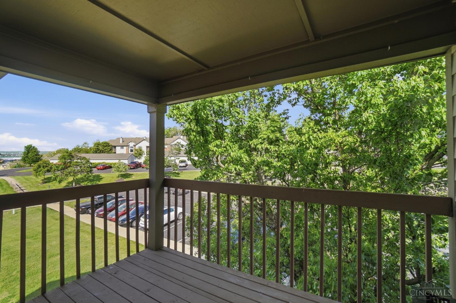 8900 Eagleview Drive 11