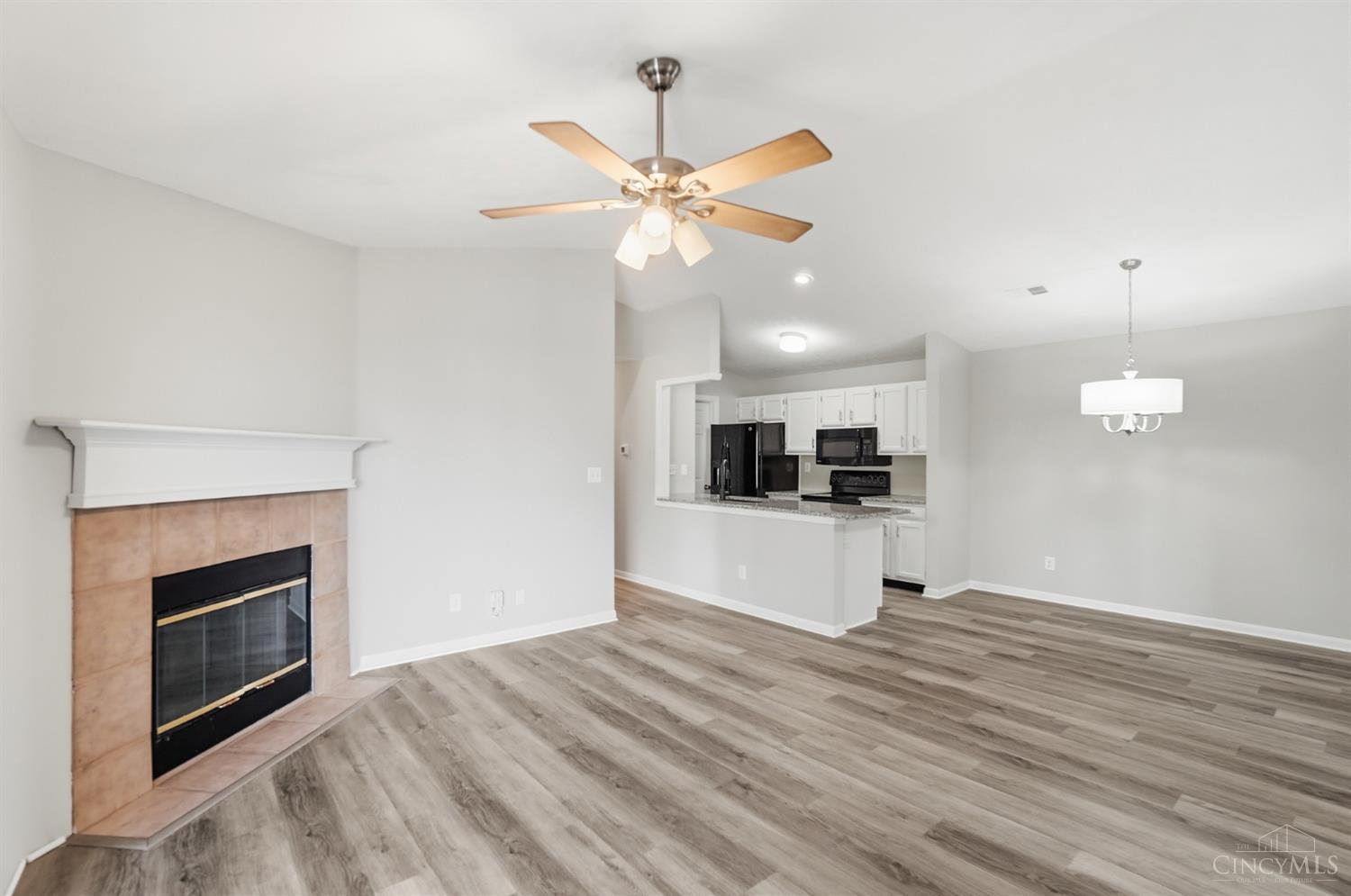 8900 Eagleview Drive 11