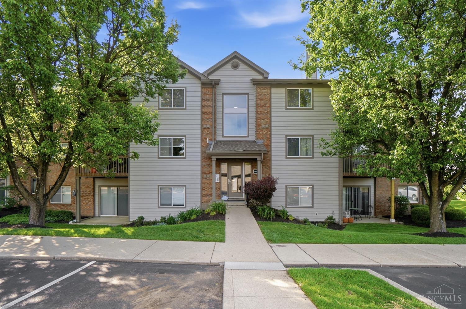 8900 Eagleview Drive 11