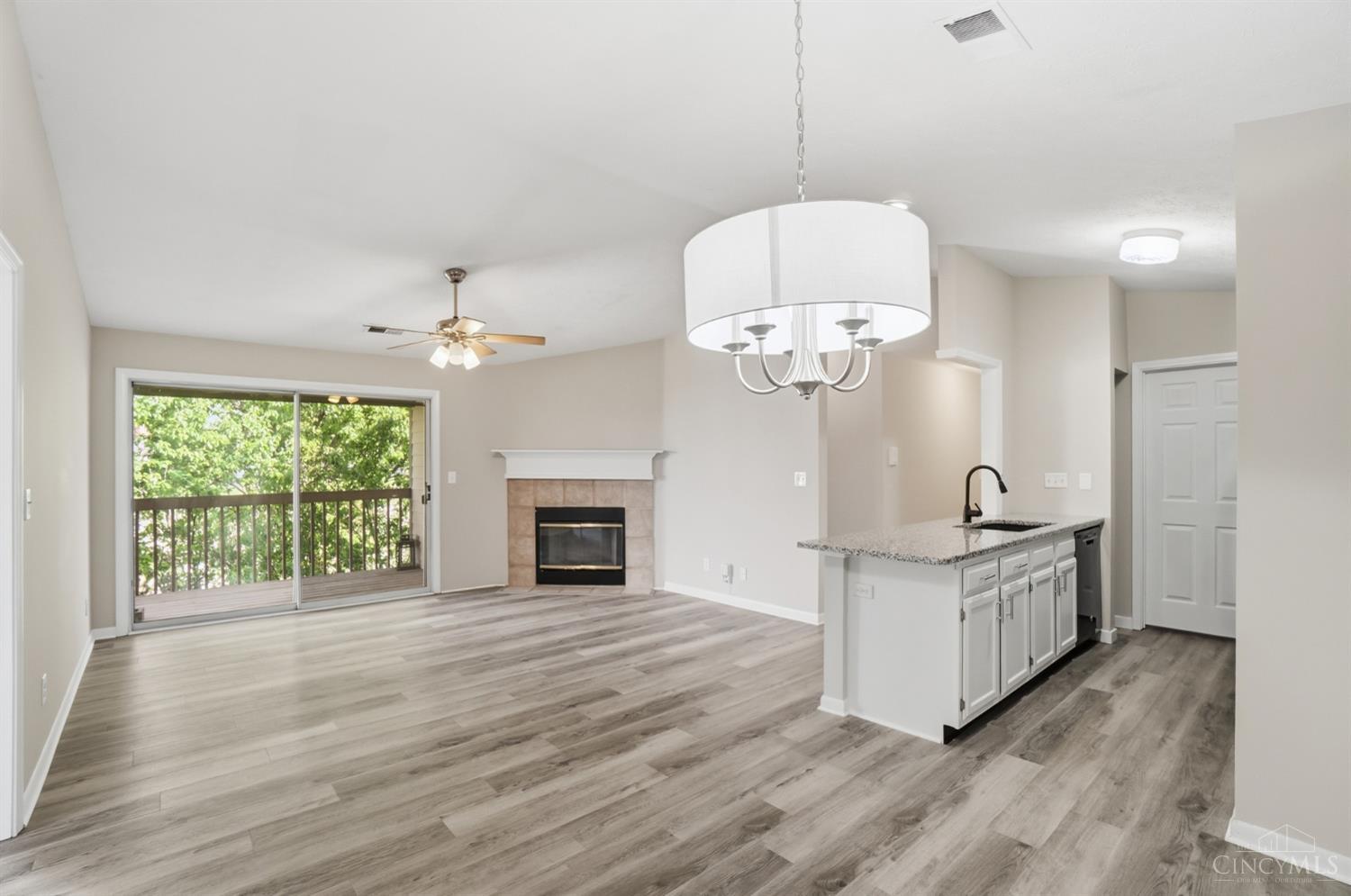 8900 Eagleview Drive 11