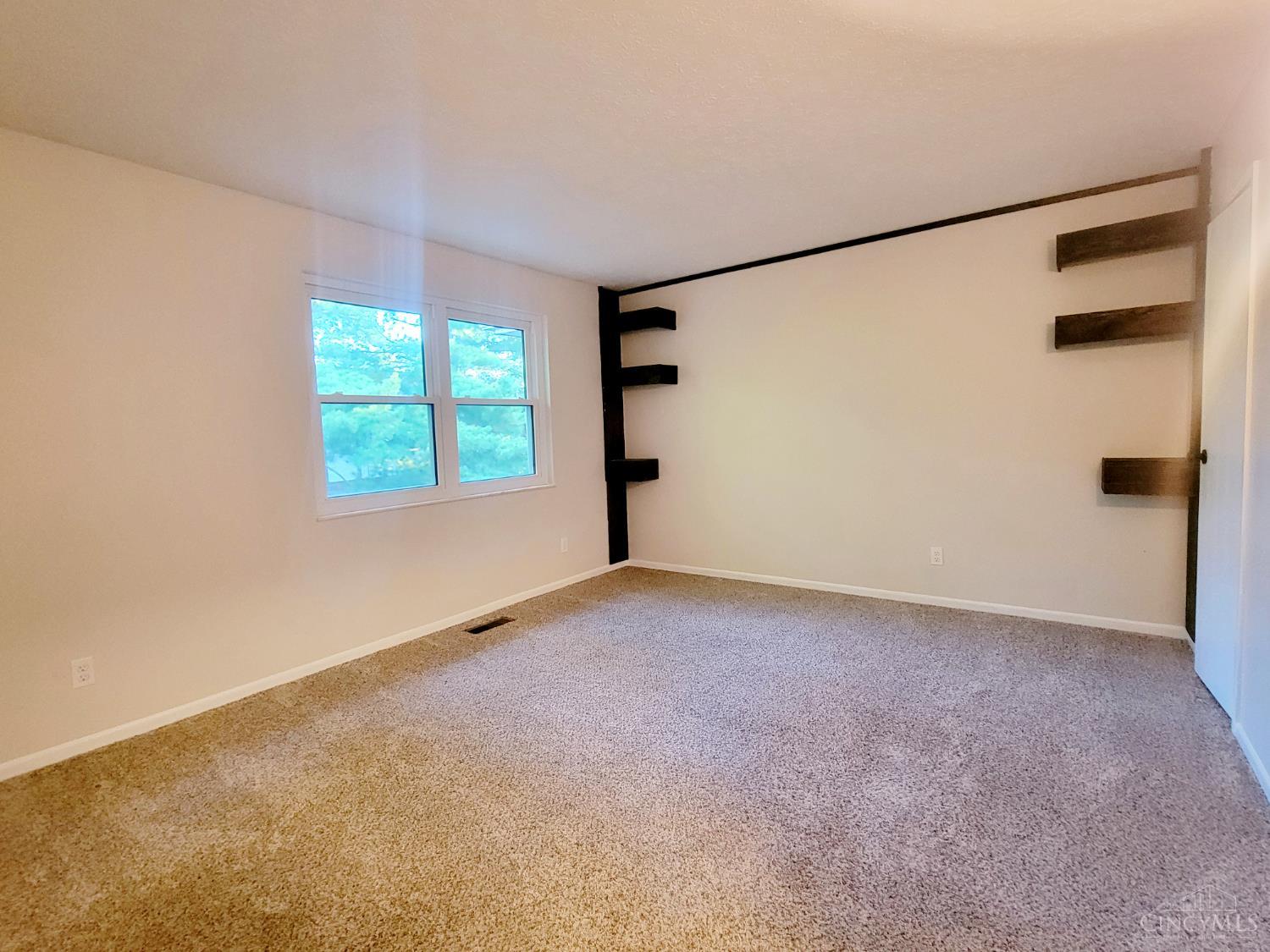 5638 Springdale Road 6