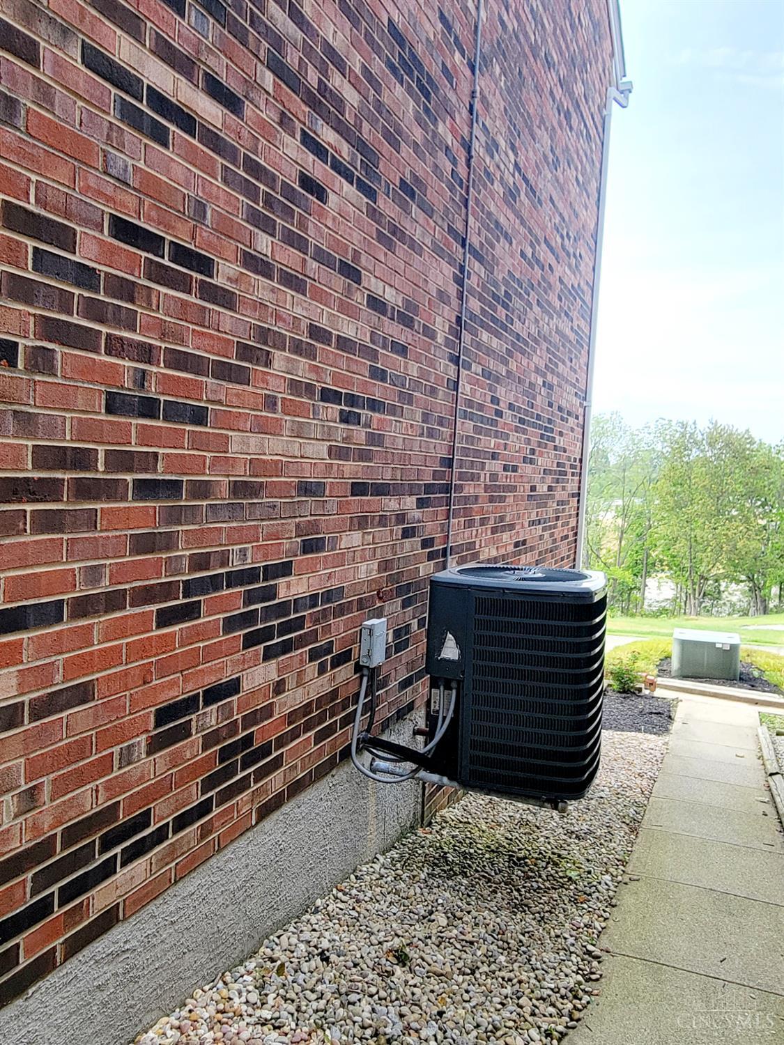 5638 Springdale Road 6