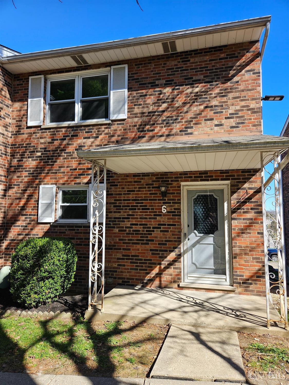 5638 Springdale Road 6