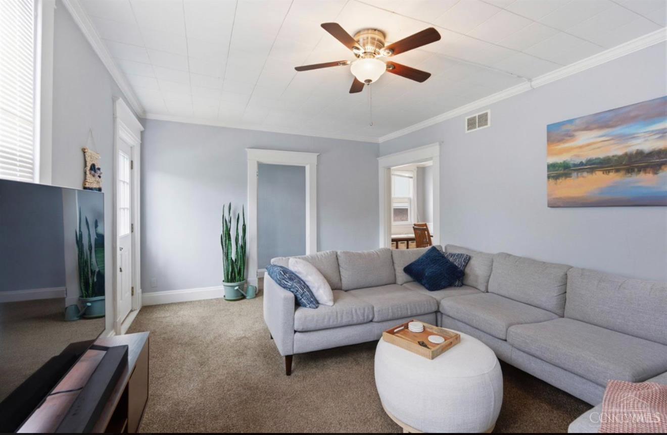 3642 Columbus Avenue