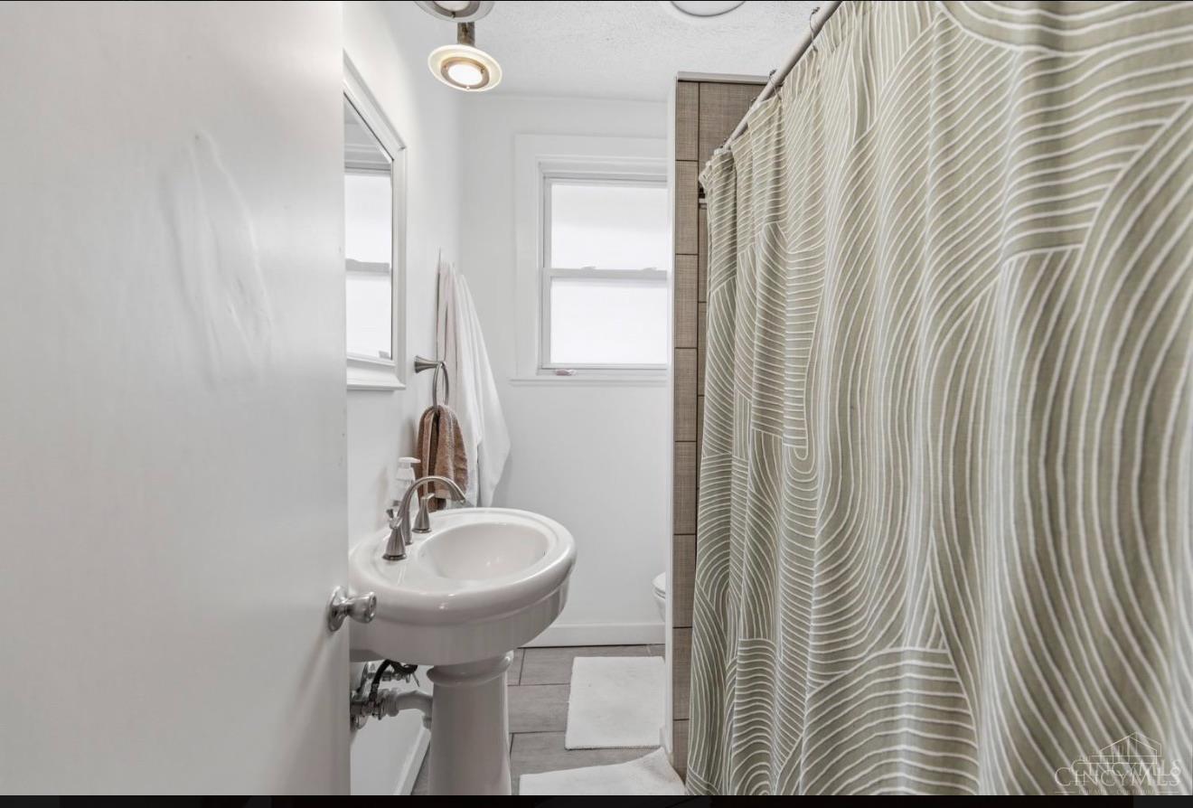 3642 Columbus Avenue