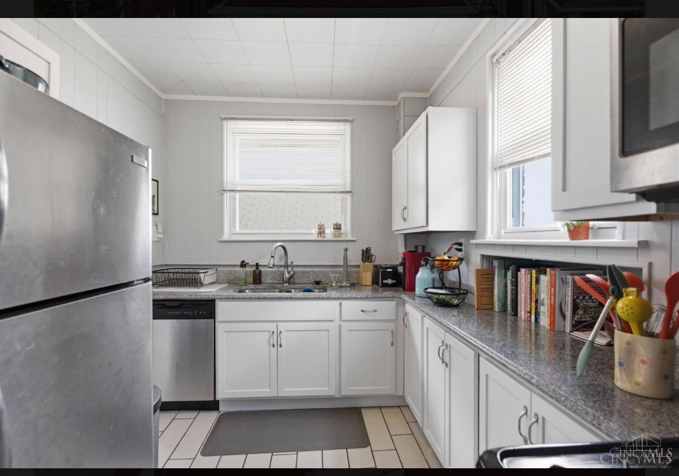 3642 Columbus Avenue