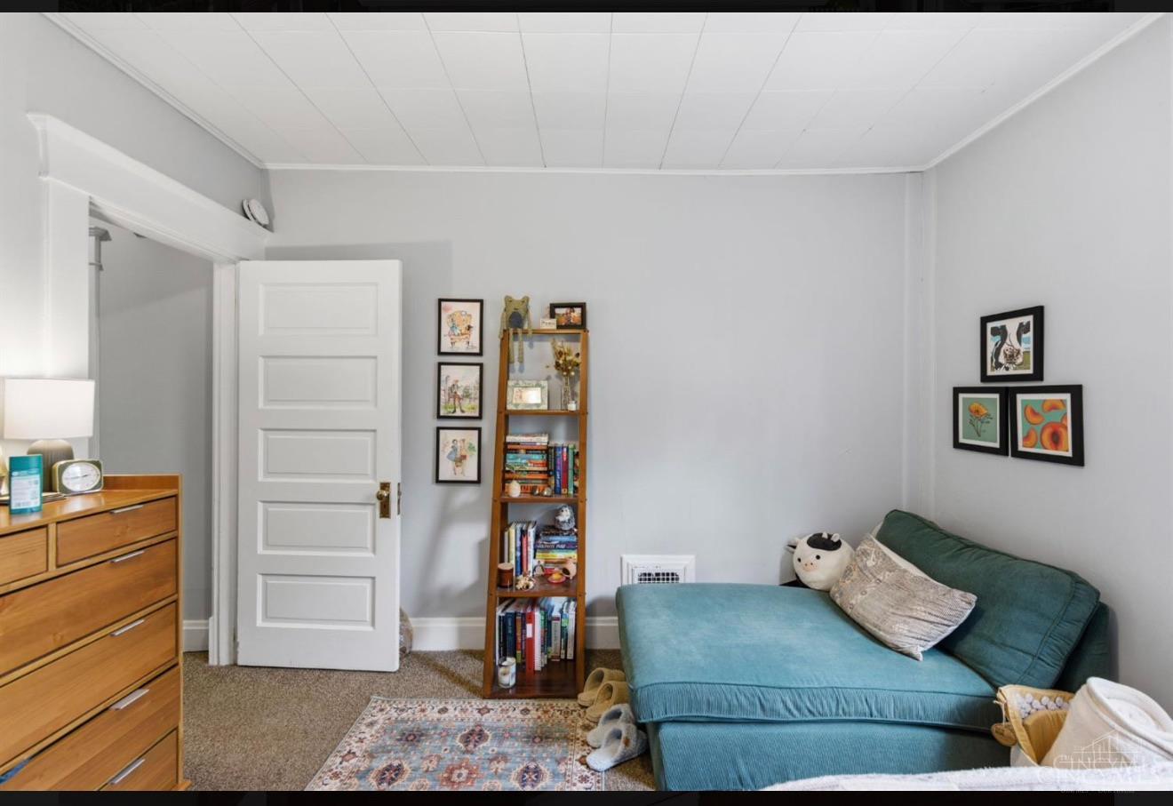 3642 Columbus Avenue