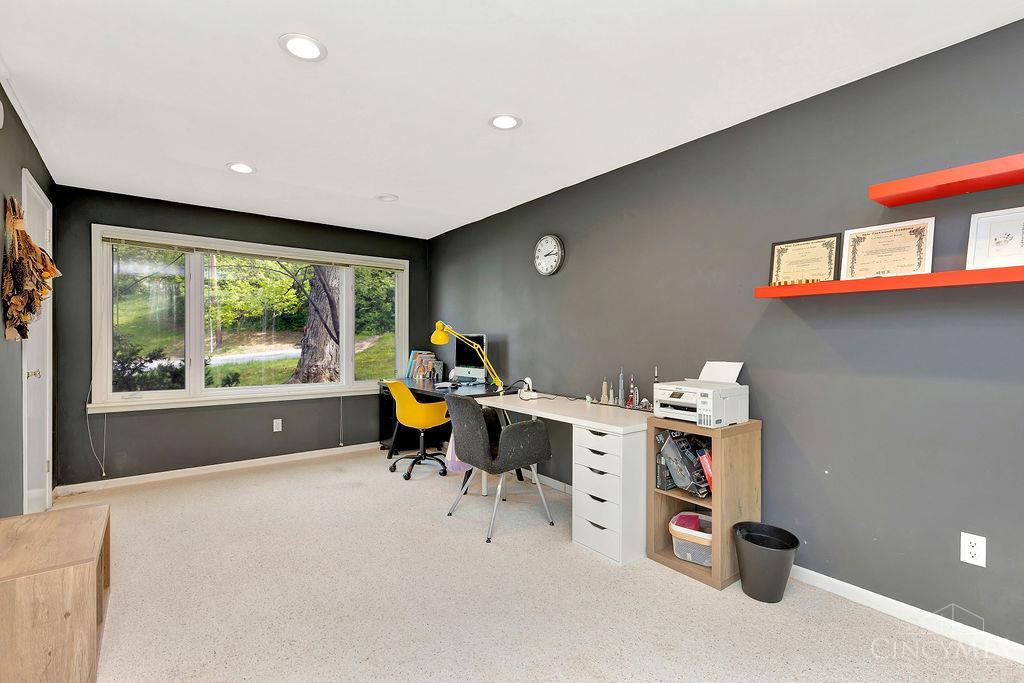 6999 Rowan Hill Drive
