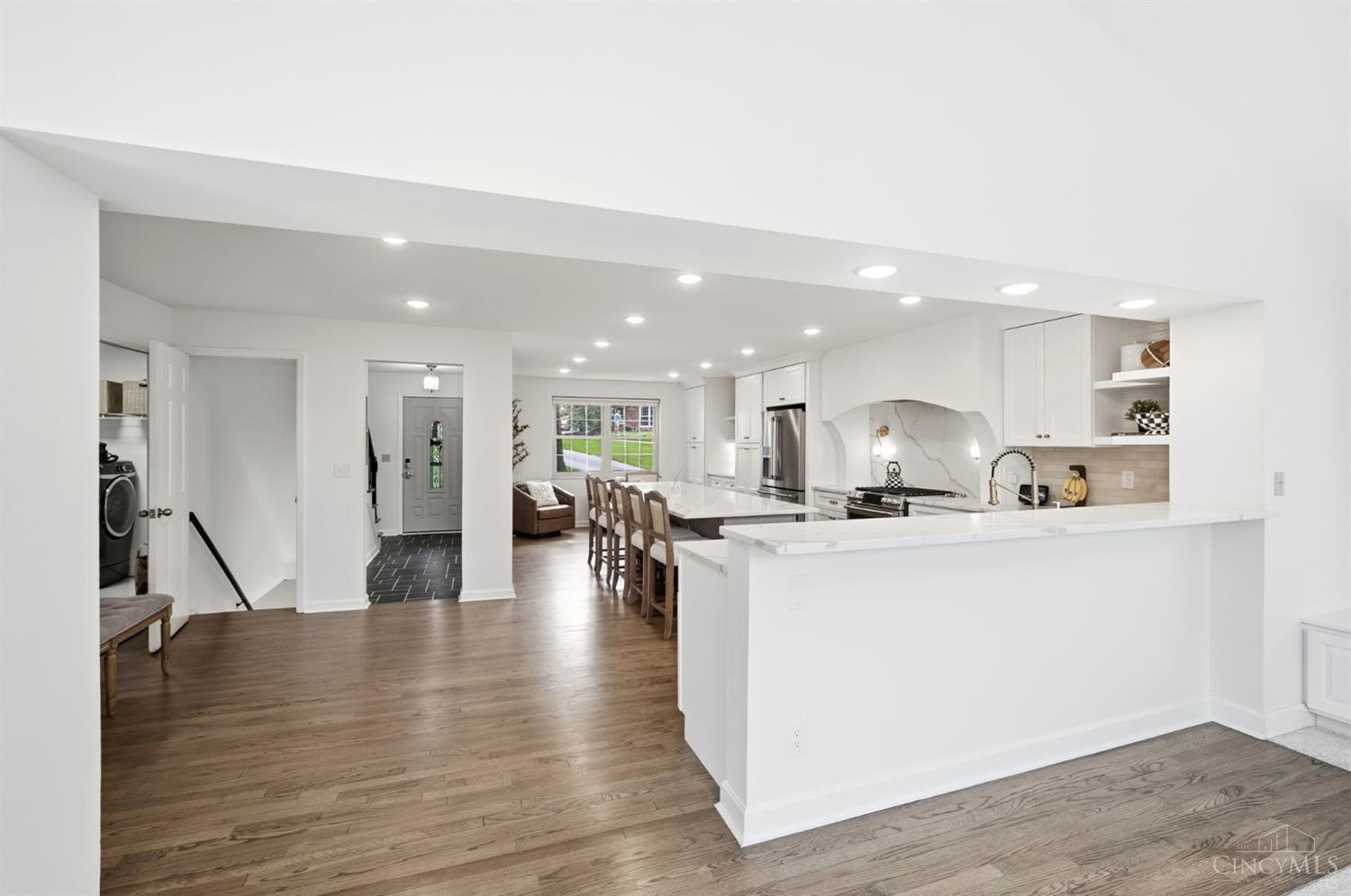 6580 Minnewaukan Drive