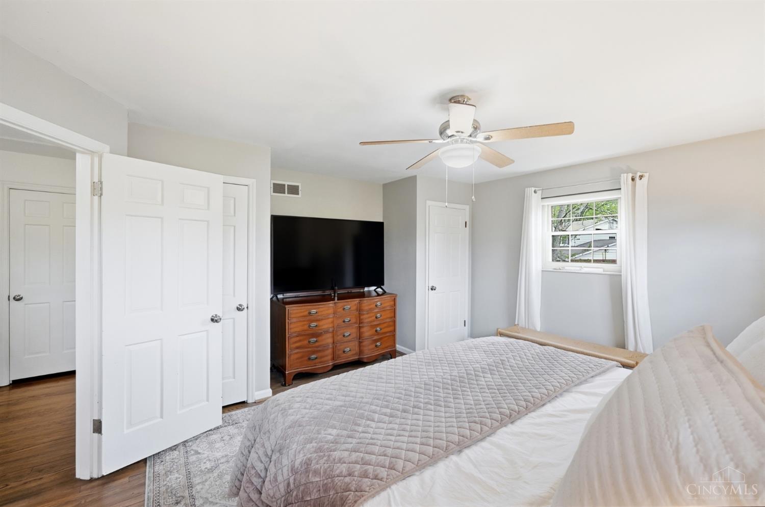 6580 Minnewaukan Drive