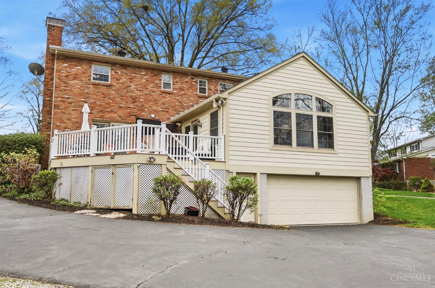 6580 Minnewaukan Drive