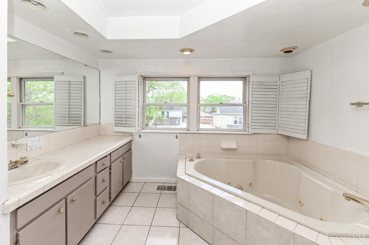 3621 Woodbridge Place