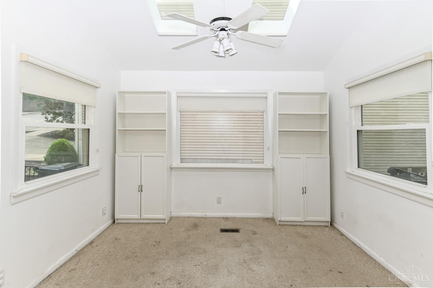 3621 Woodbridge Place