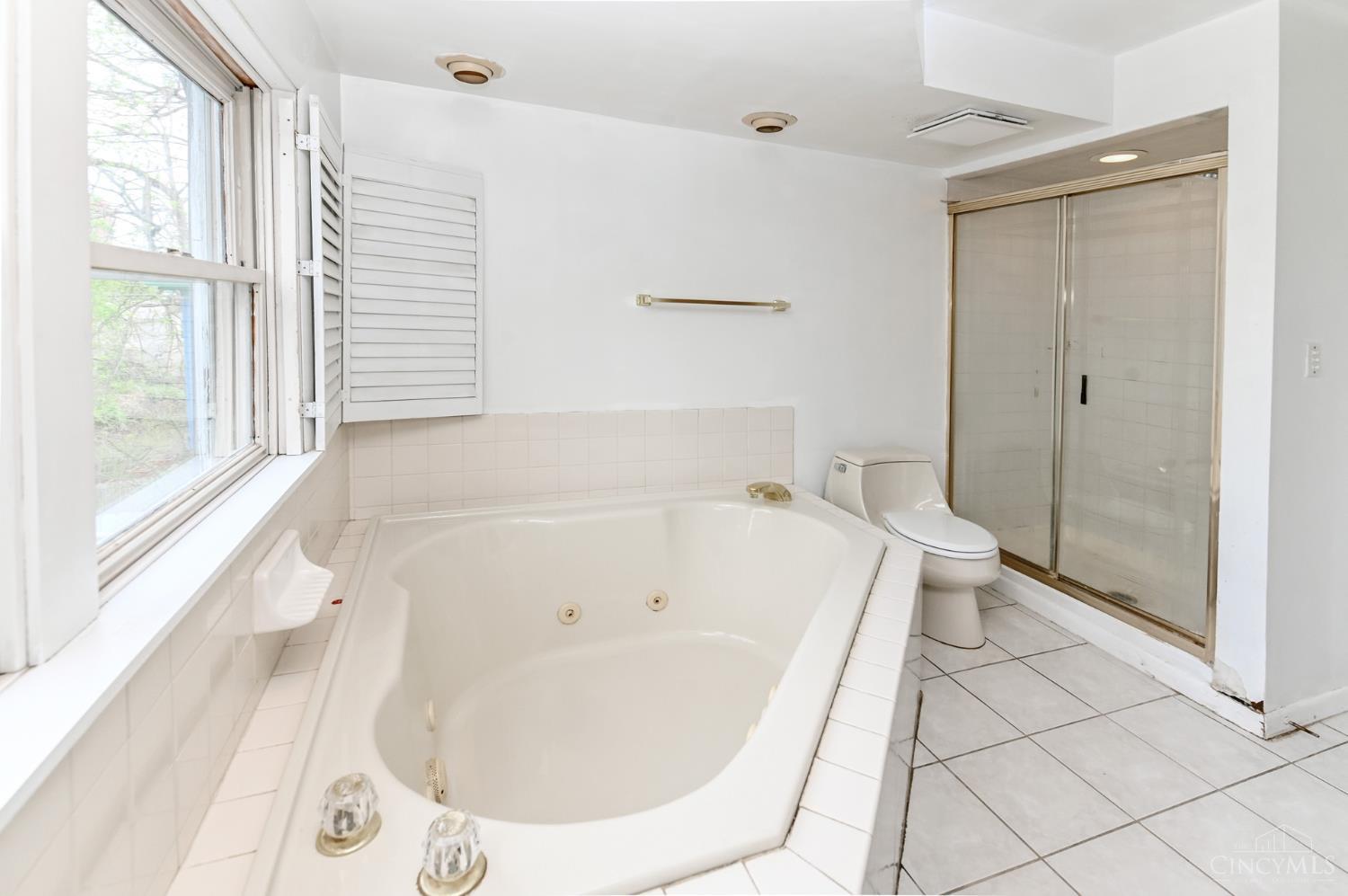 3621 Woodbridge Place