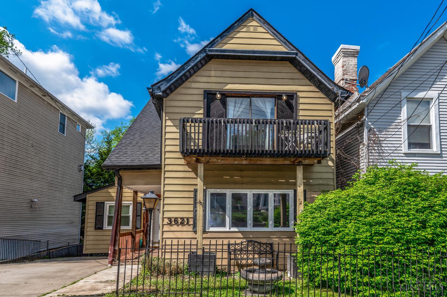 3621 Woodbridge Place