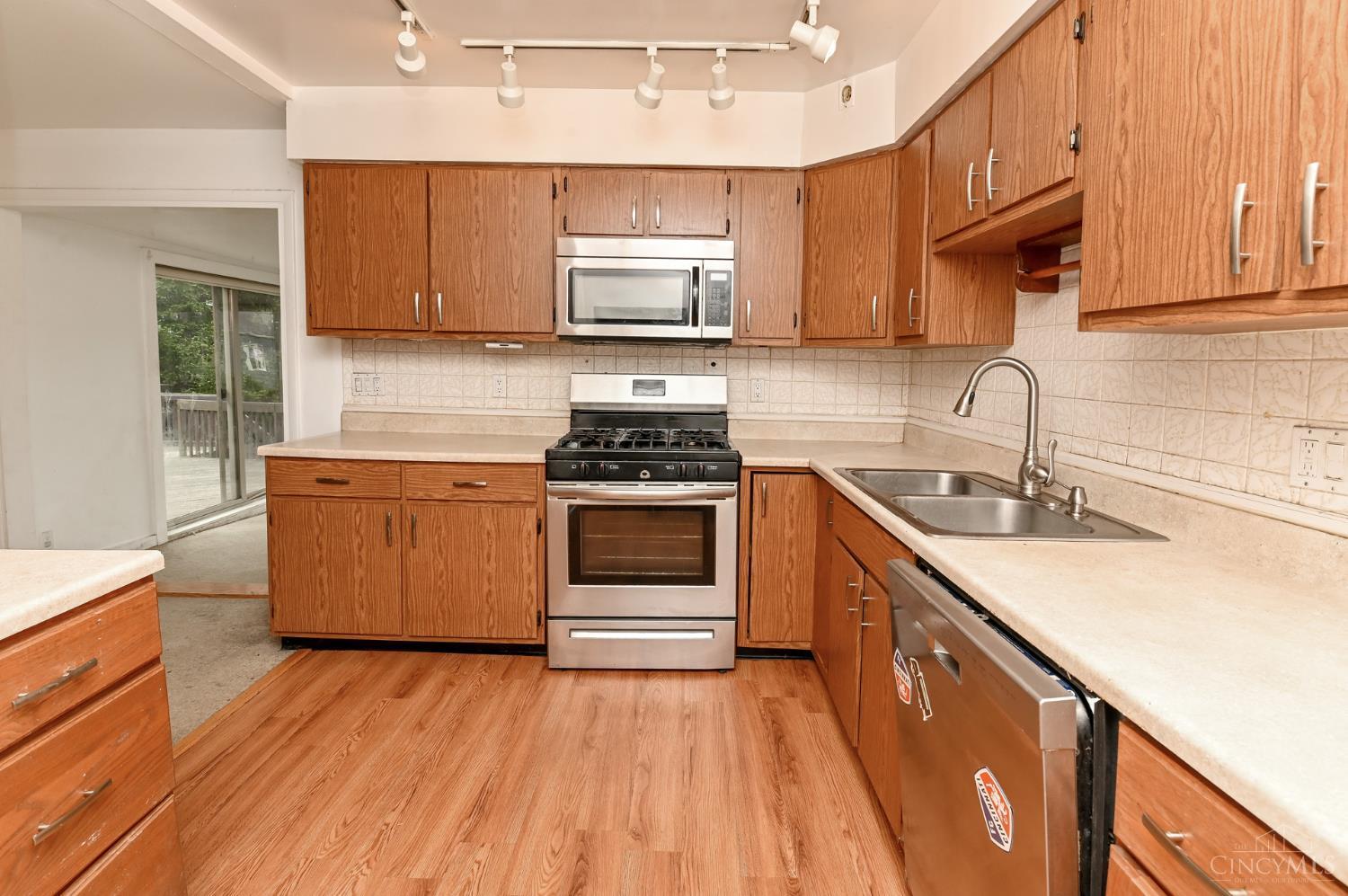 3621 Woodbridge Place