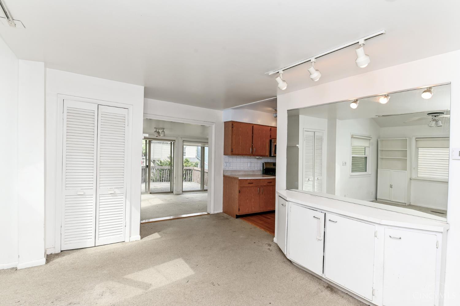 3621 Woodbridge Place