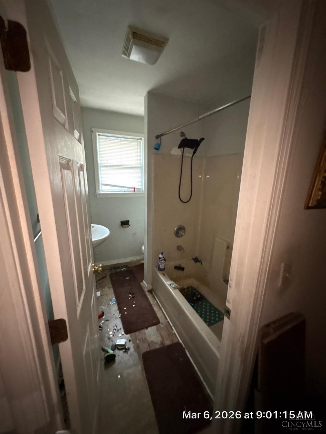 401 N Broadway Street