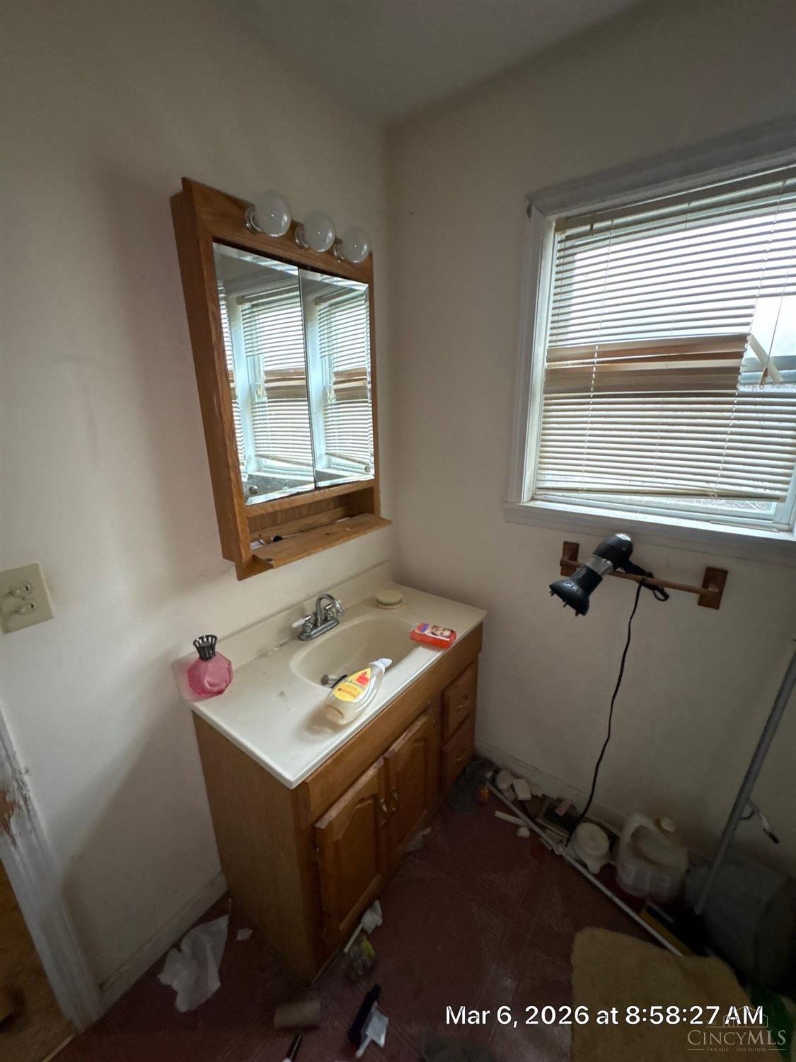 401 N Broadway Street