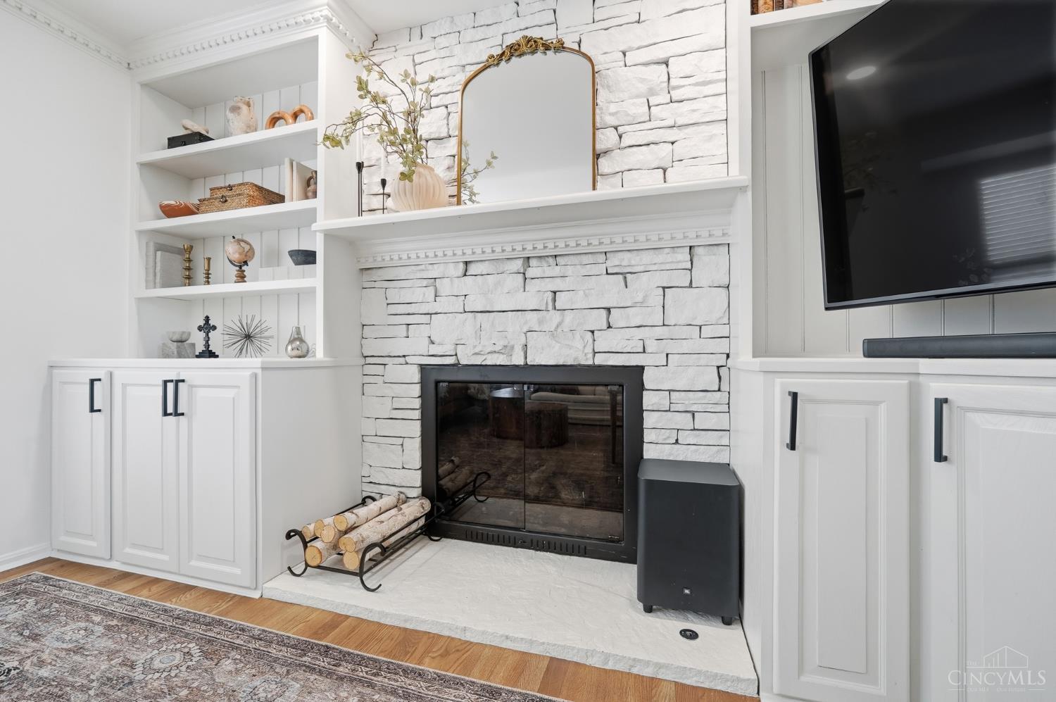 3725 Sherbrooke Drive