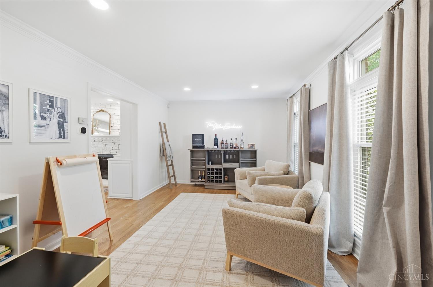 3725 Sherbrooke Drive