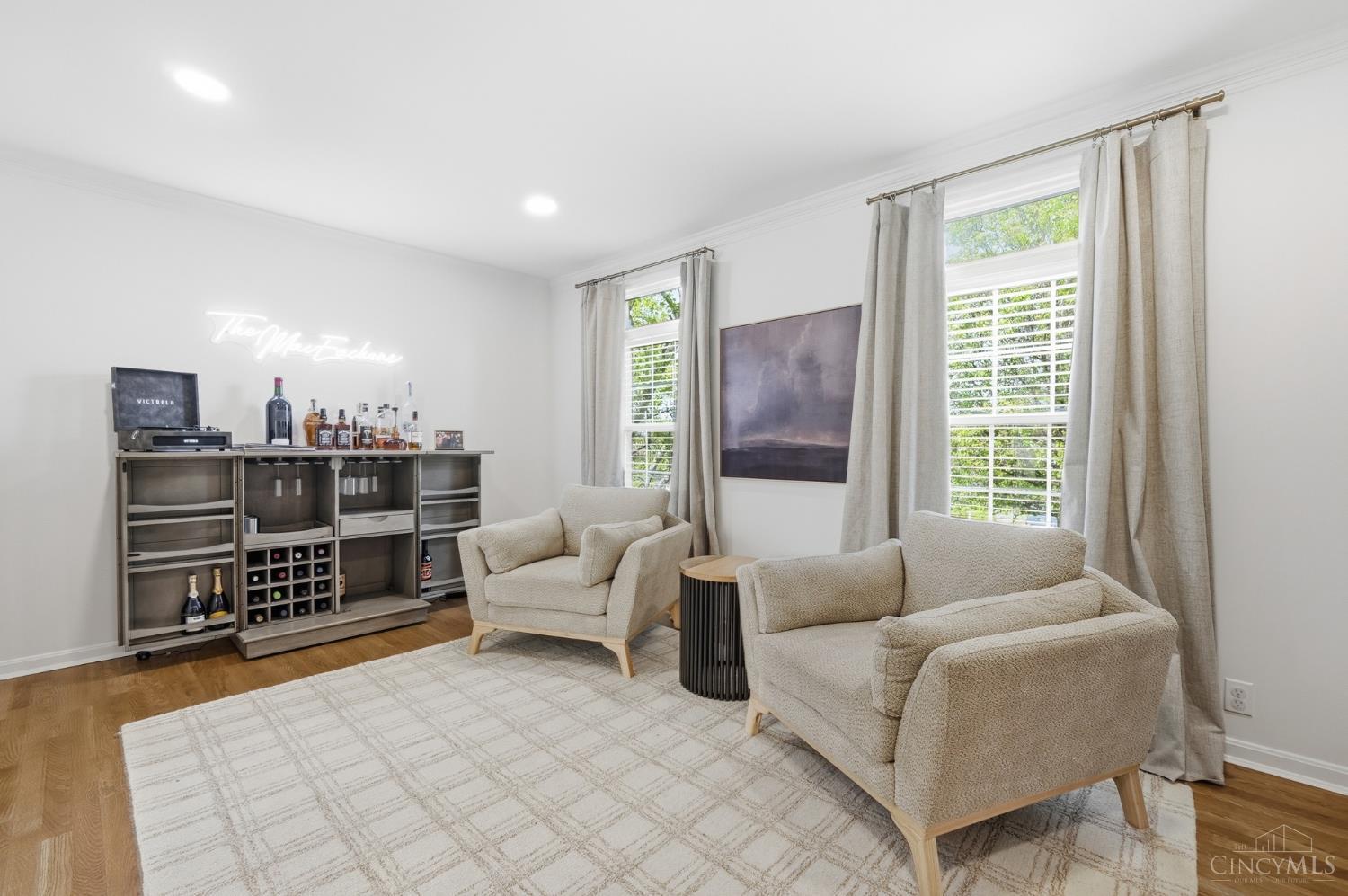 3725 Sherbrooke Drive