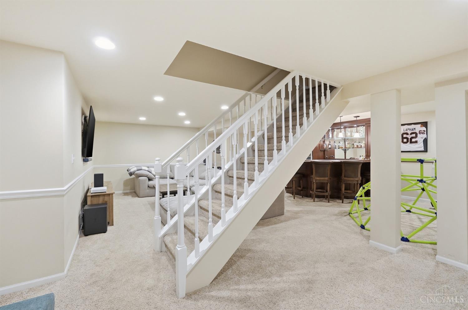 3725 Sherbrooke Drive