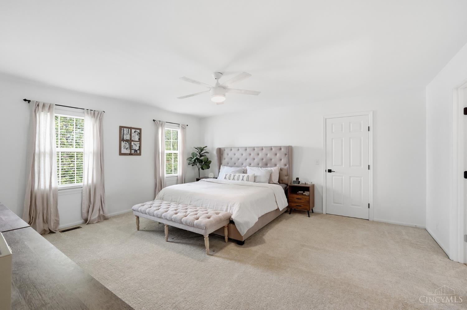 3725 Sherbrooke Drive