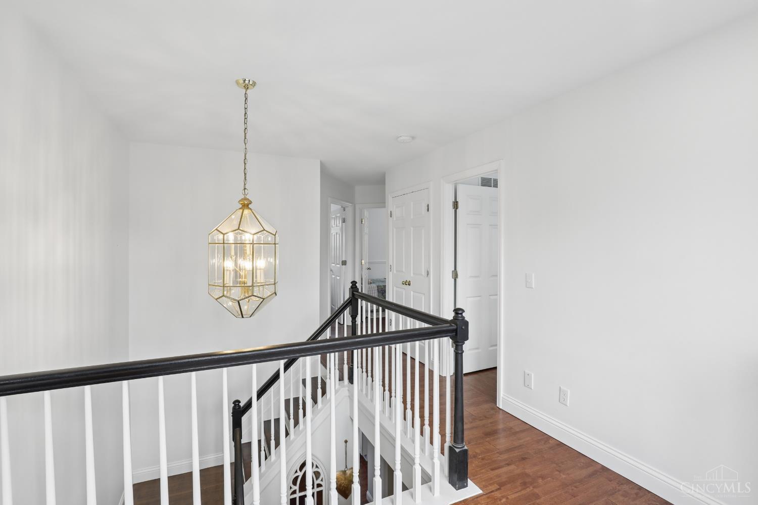 7 Cherokee Trail