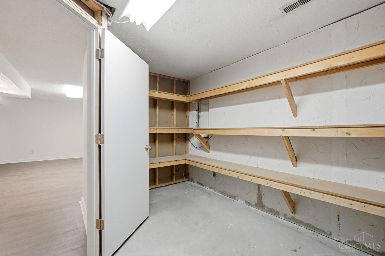 3843 Blackwood Court