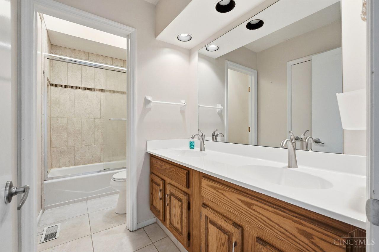 3843 Blackwood Court