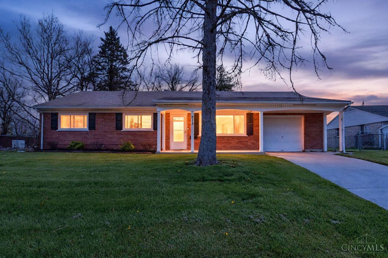 712 Danbury Road
