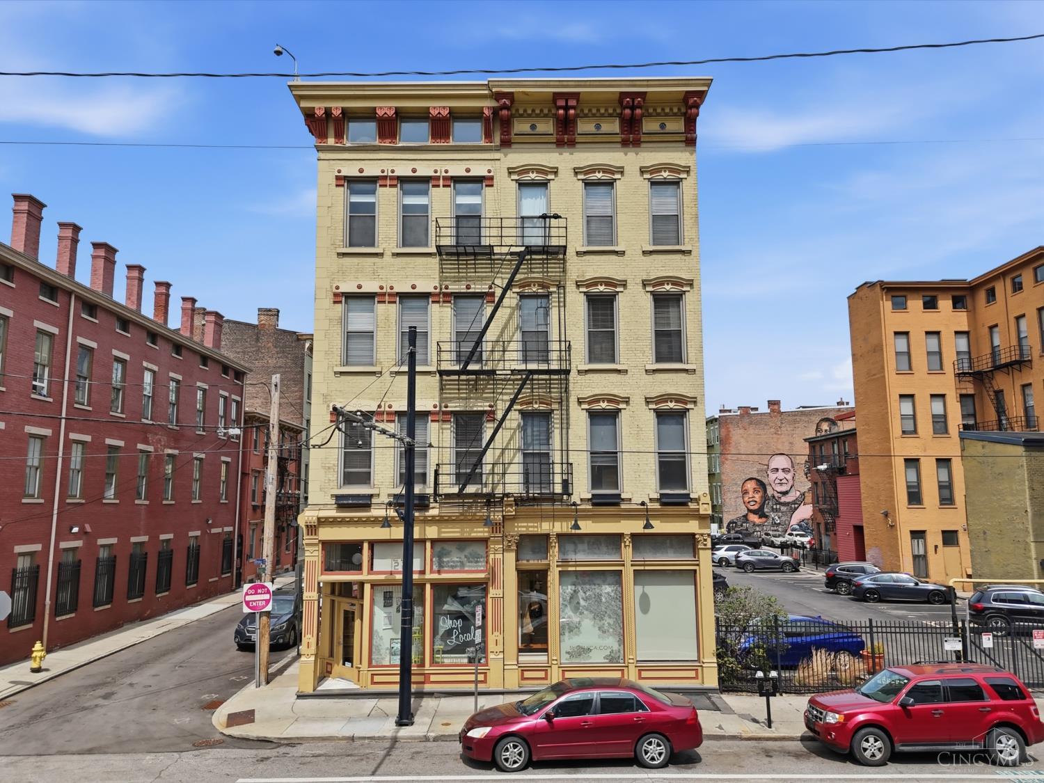 20 W Twelfth Street