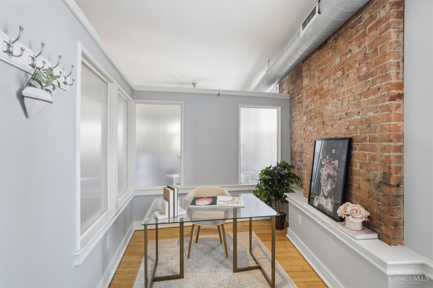 20 W Twelfth Street
