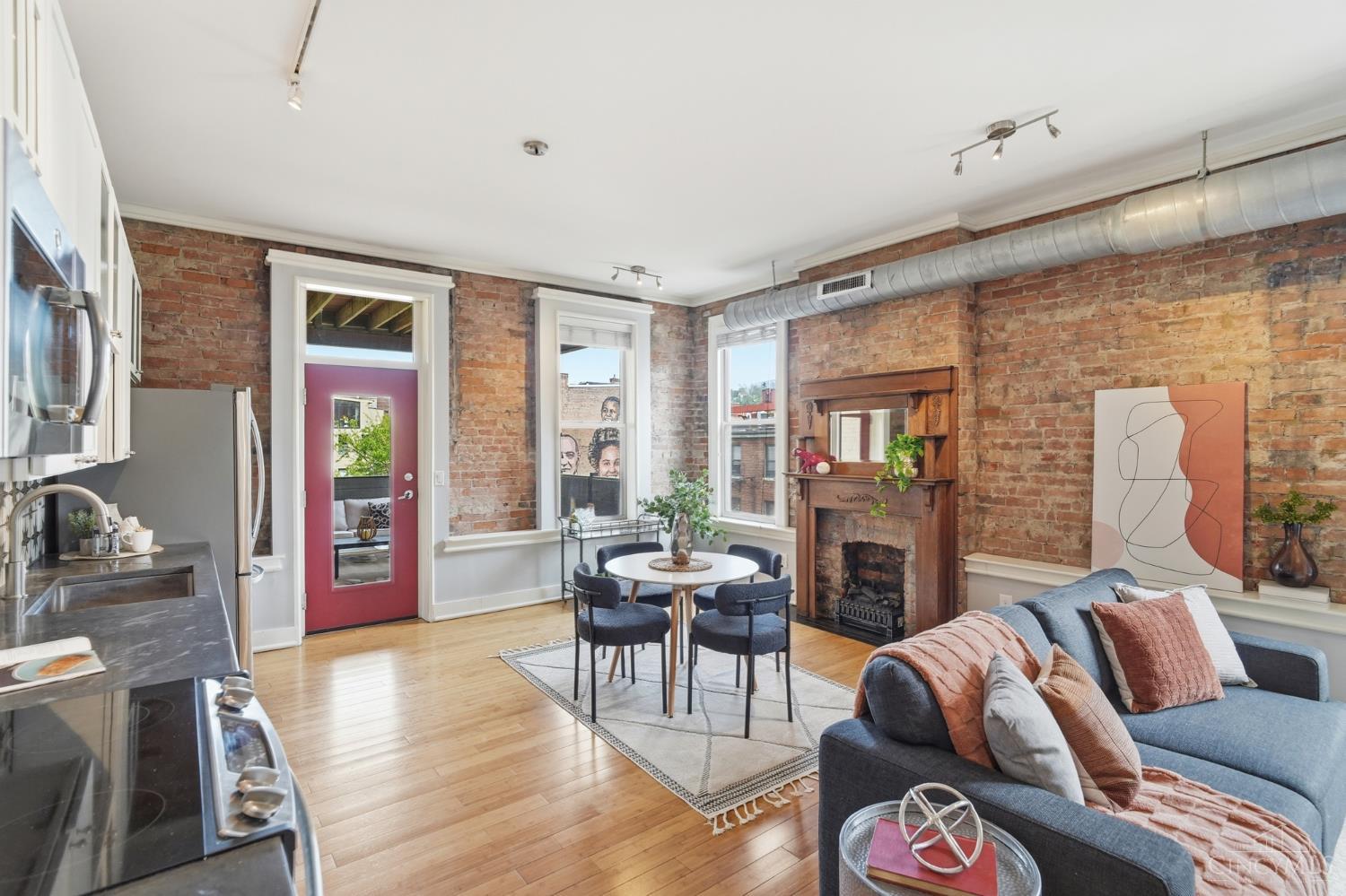 20 W Twelfth Street