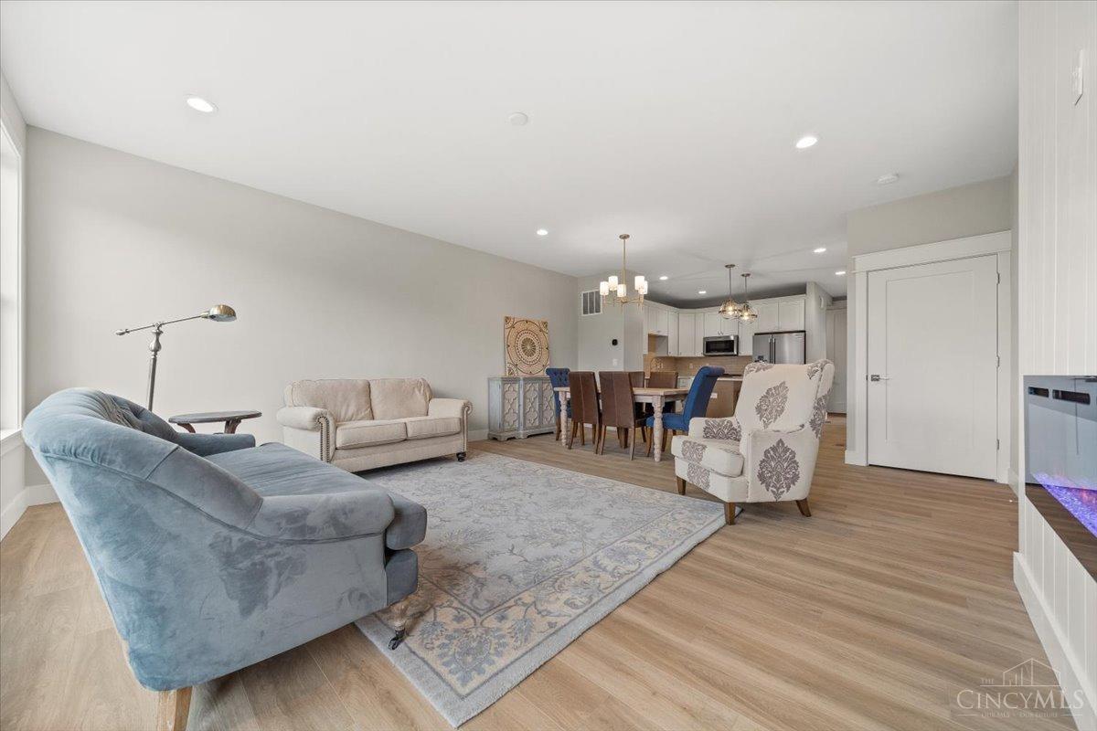 1906 Pogue Avenue A