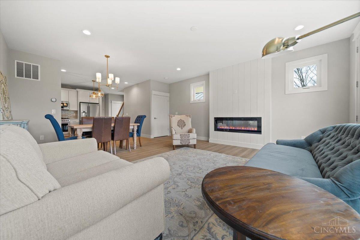 1906 Pogue Avenue A